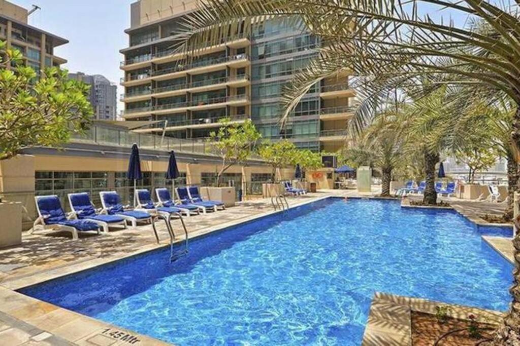 Dubai Marina 1 Bedroom Apt. Walking Distance Jbr. Dış mekan fotoğraf