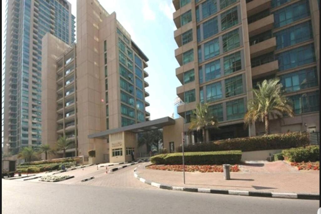 Dubai Marina 1 Bedroom Apt. Walking Distance Jbr. Dış mekan fotoğraf
