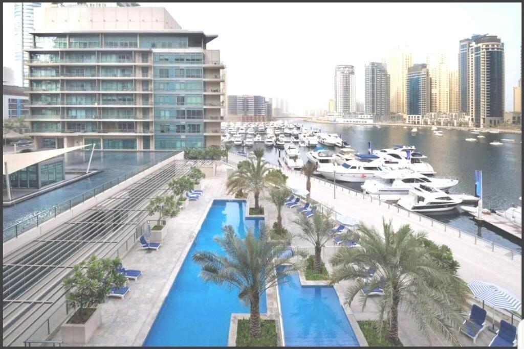 Dubai Marina 1 Bedroom Apt. Walking Distance Jbr. Dış mekan fotoğraf